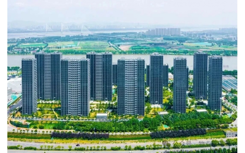 物業公司為什么愿意帶巨資進小區？